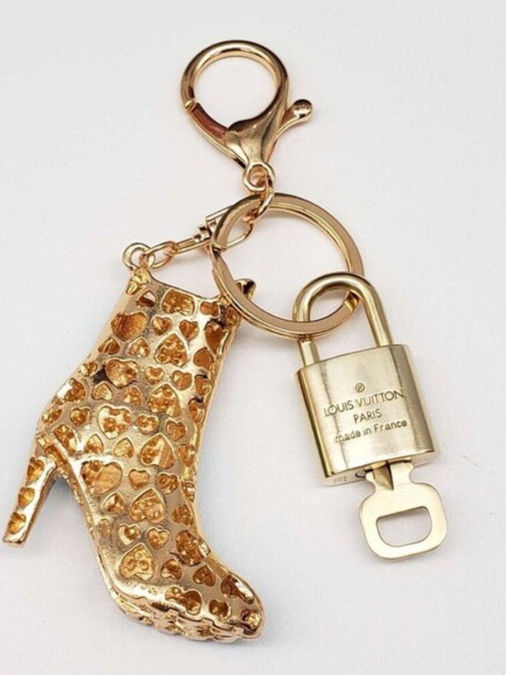 Louis Vuitton Gold Padlock 🔒 Key Set Authentic LV +Unbranded Shoe BootsKeychain - Picture 3 of 11